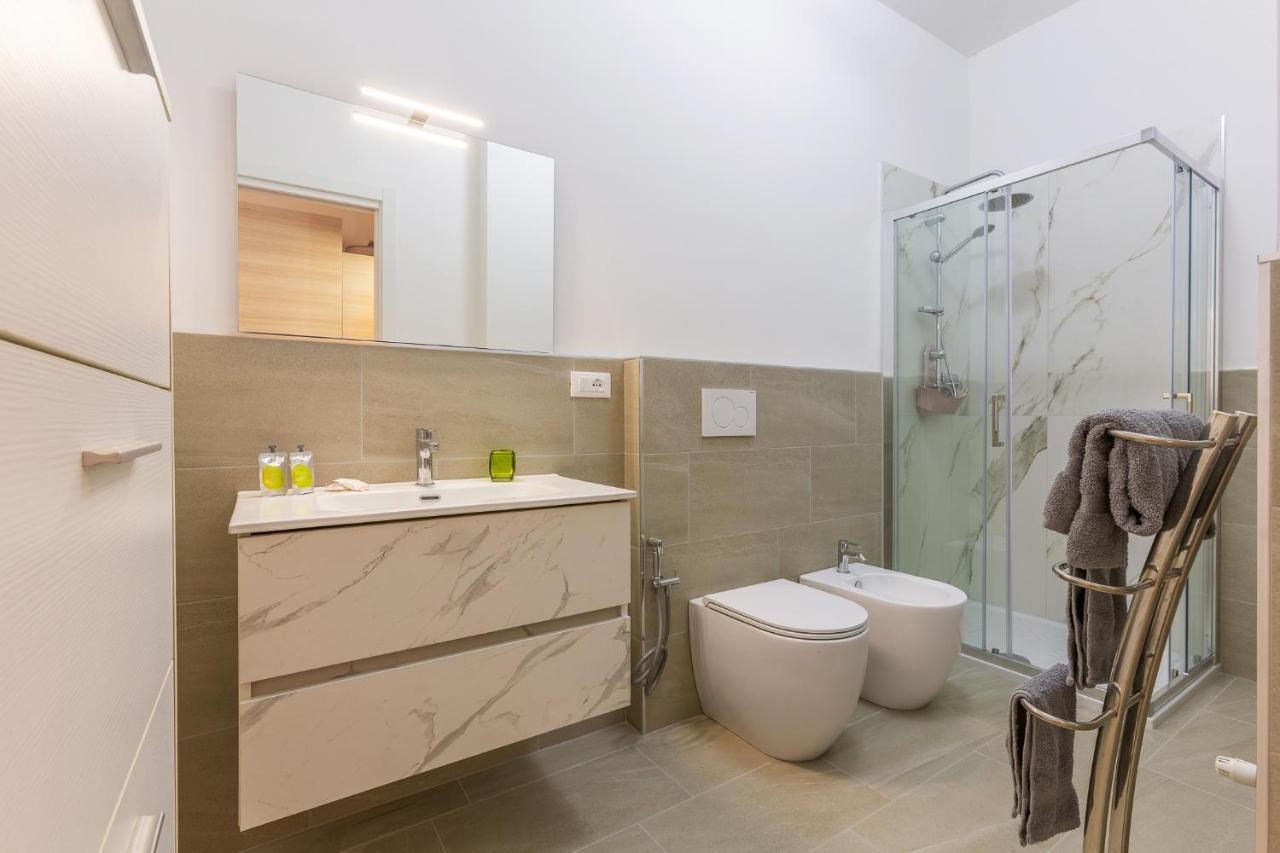 בולוניה San Donato Fiere Essential Apartment W/Parking מראה חיצוני תמונה