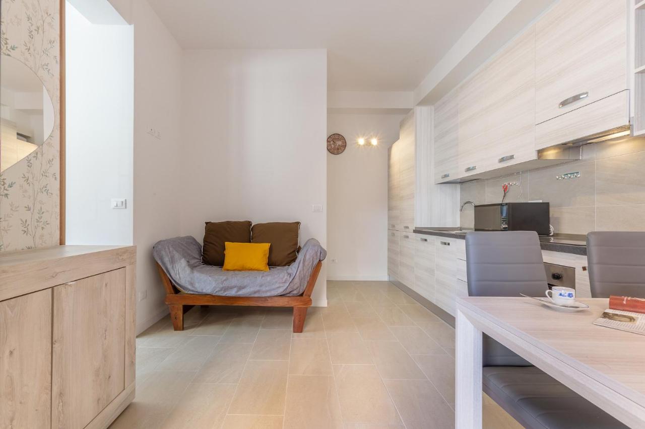 בולוניה San Donato Fiere Essential Apartment W/Parking מראה חיצוני תמונה