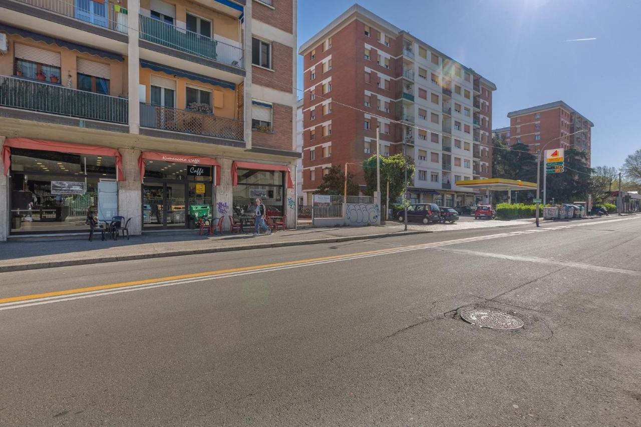בולוניה San Donato Fiere Essential Apartment W/Parking מראה חיצוני תמונה