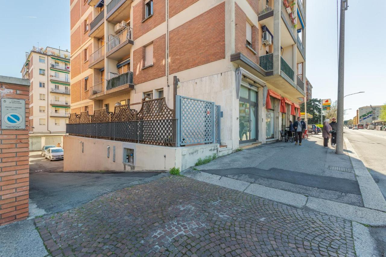 בולוניה San Donato Fiere Essential Apartment W/Parking מראה חיצוני תמונה